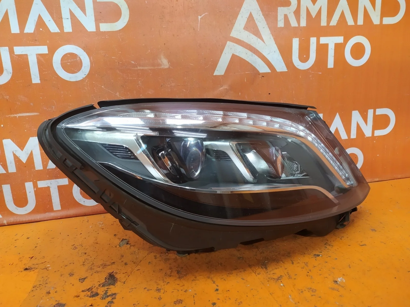 Фара Mercedes -Class 2013-2017 W222