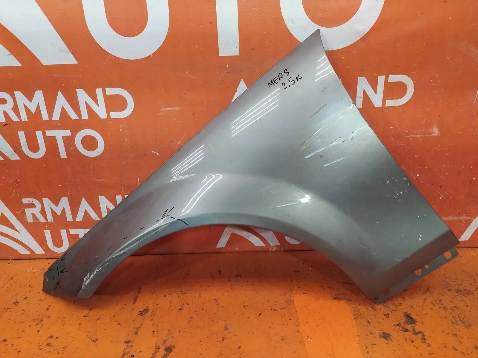Крыло Mercedes -Class 2006-2015 W204
