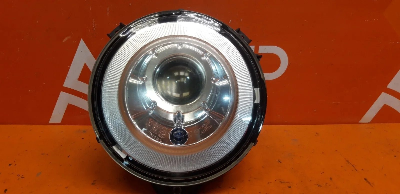 Фара Mercedes G-Class 2006-2018 W463