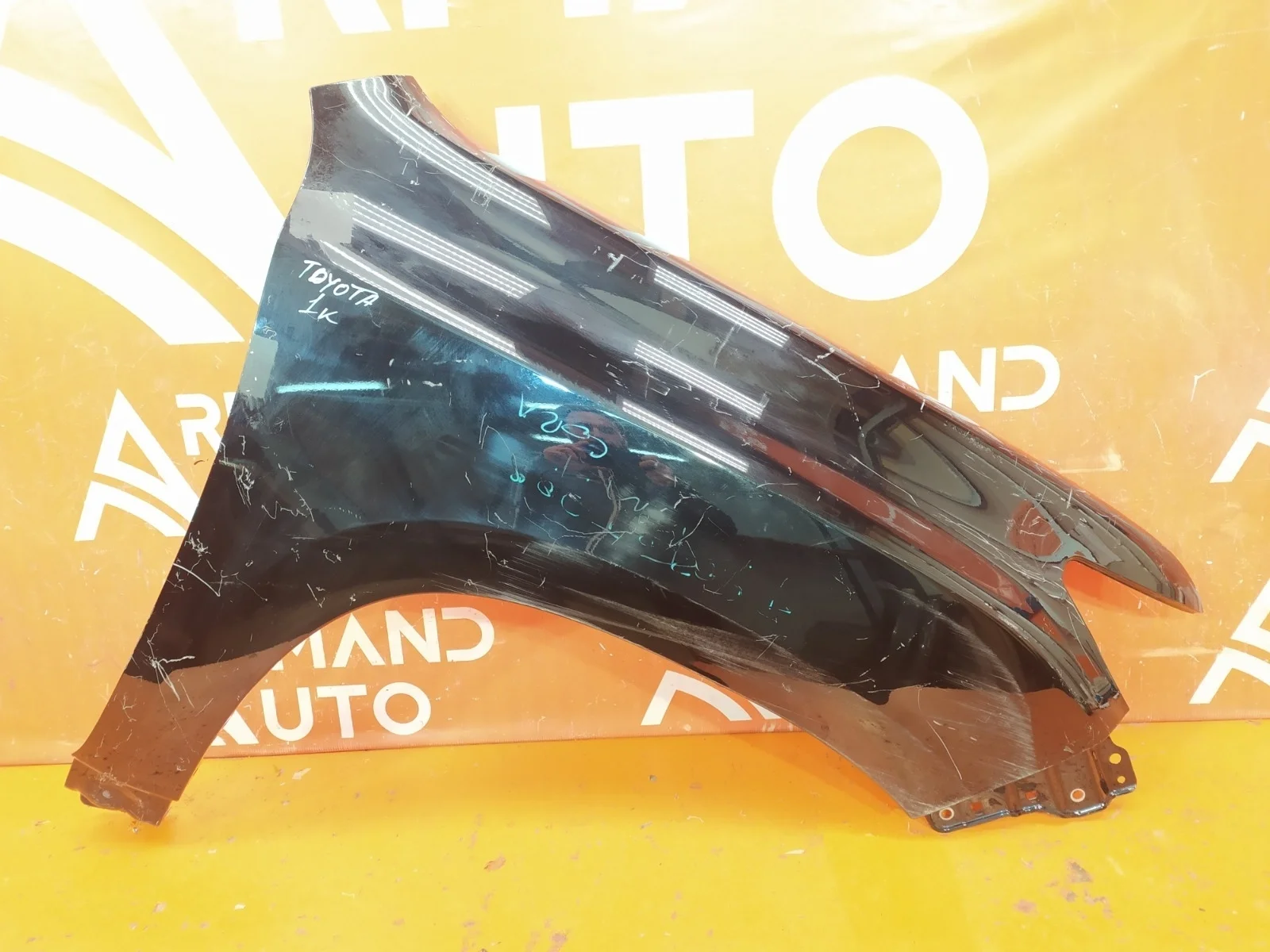 Крыло Toyota Land Cruiser Prado 2017-нв 150