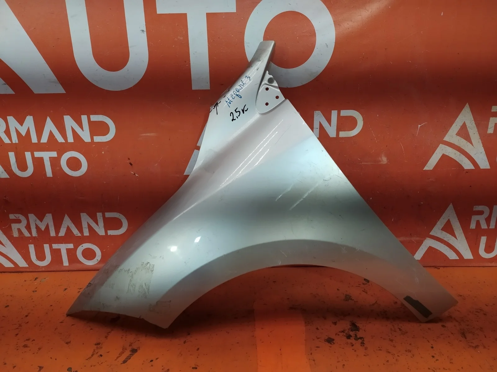 Крыло Renault Megan 2008-2016 3