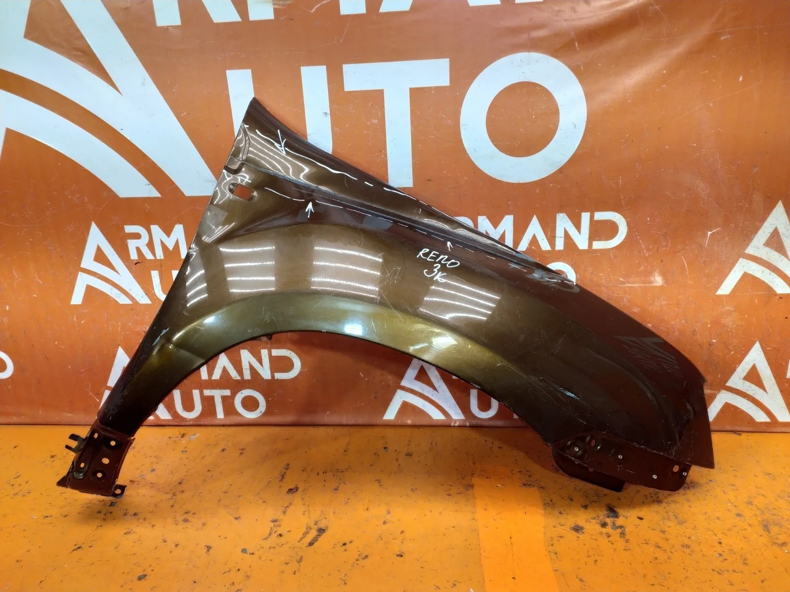 Крыло Renault duster 2010-2021