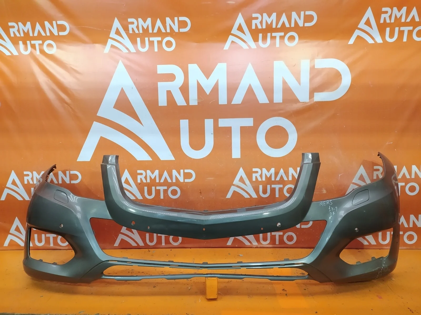 Бампер Mercedes GLK-Class 2012-2015 X204