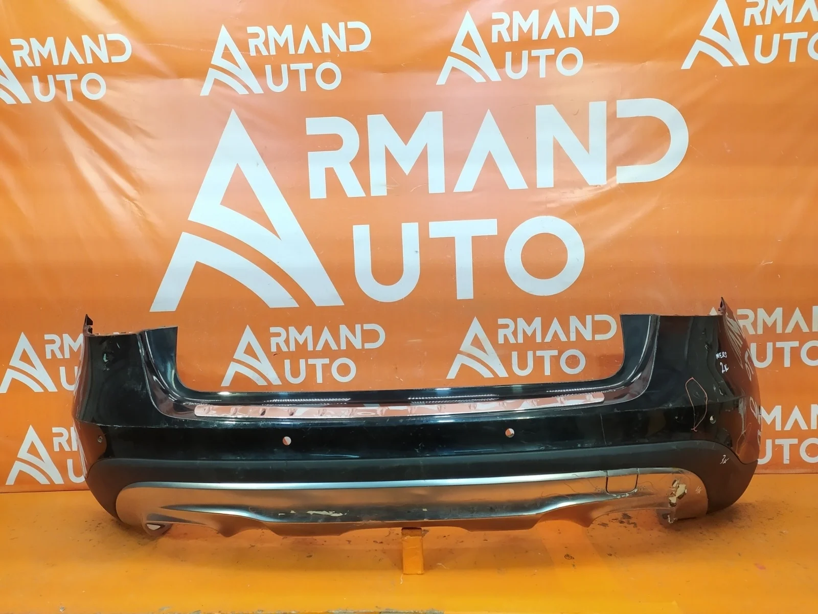 Бампер Mercedes GLA-Class 2013-2017 X156