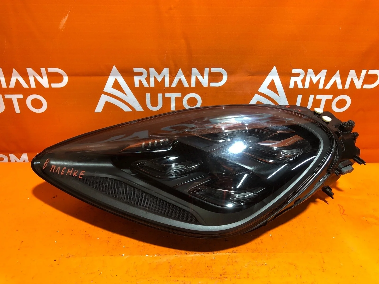 Фара Porsche Cayenne 2017-нв 3 PO536