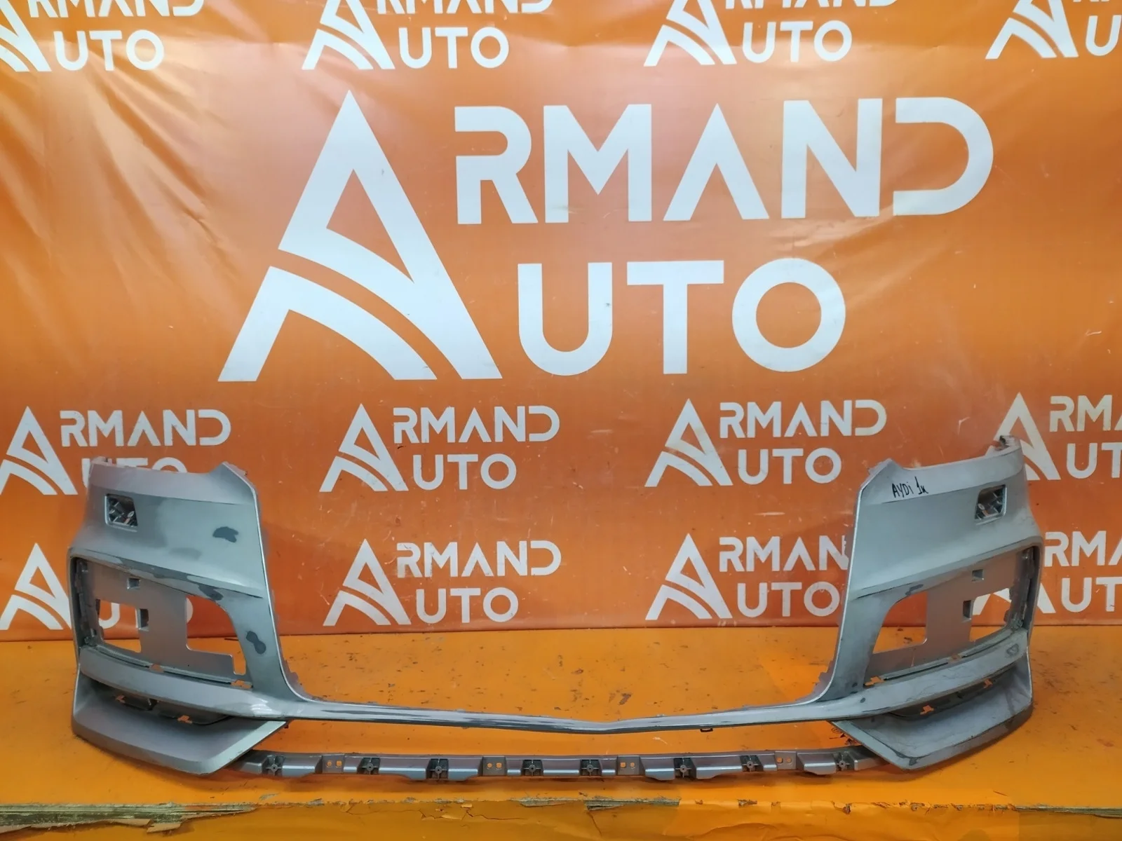 Бампер Audi Q3 2014-2018 8U