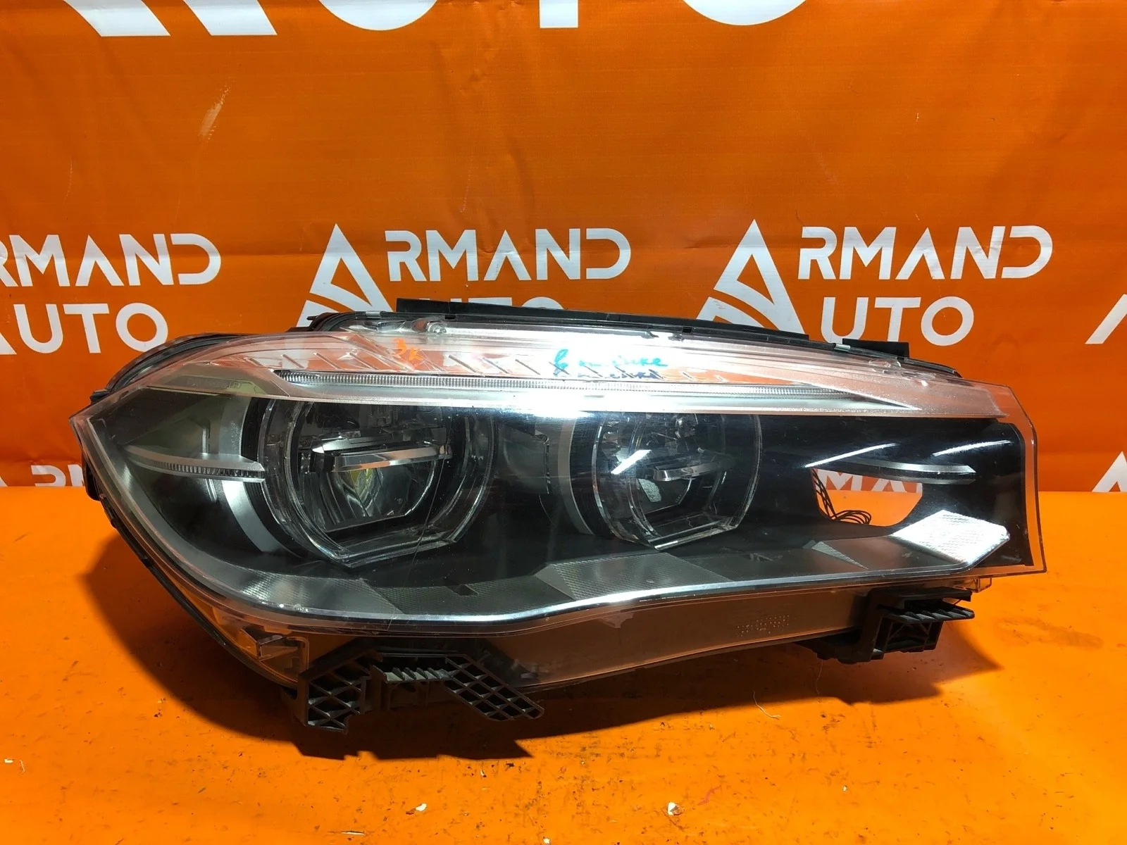 Фара BMW X5 2013-2018 F15