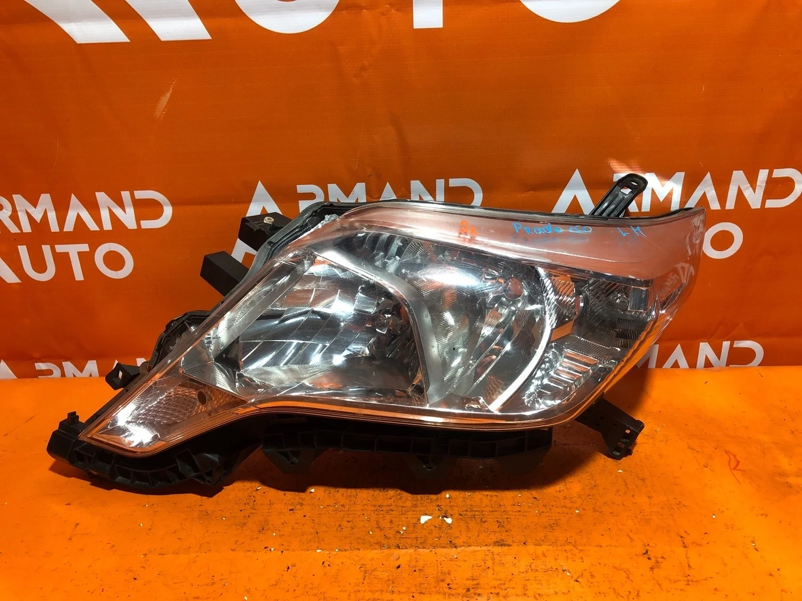 Фара Toyota Land Cruiser Prado 2013-2017 150