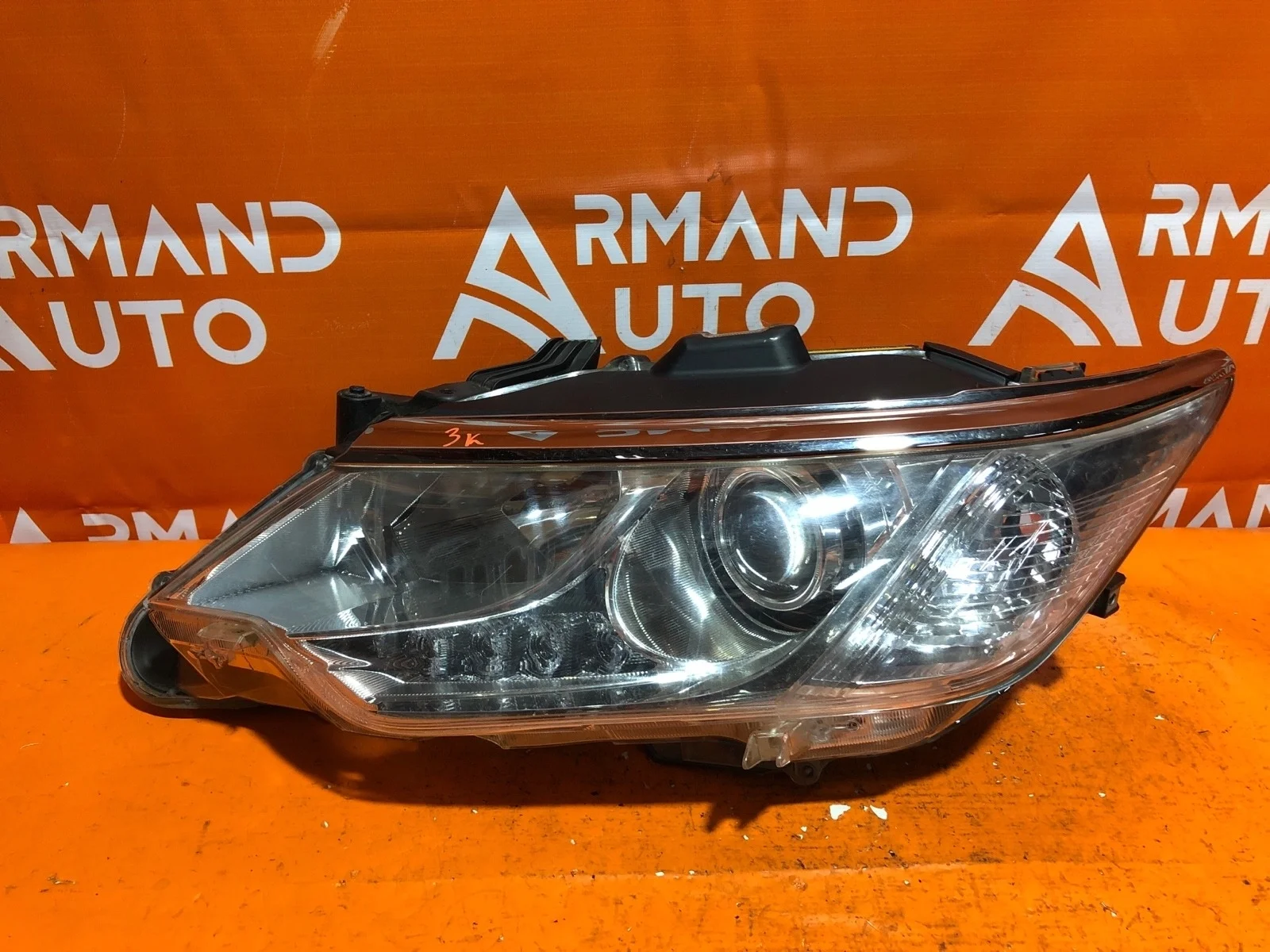 Фара Toyota Camry 2014-2017 XV50