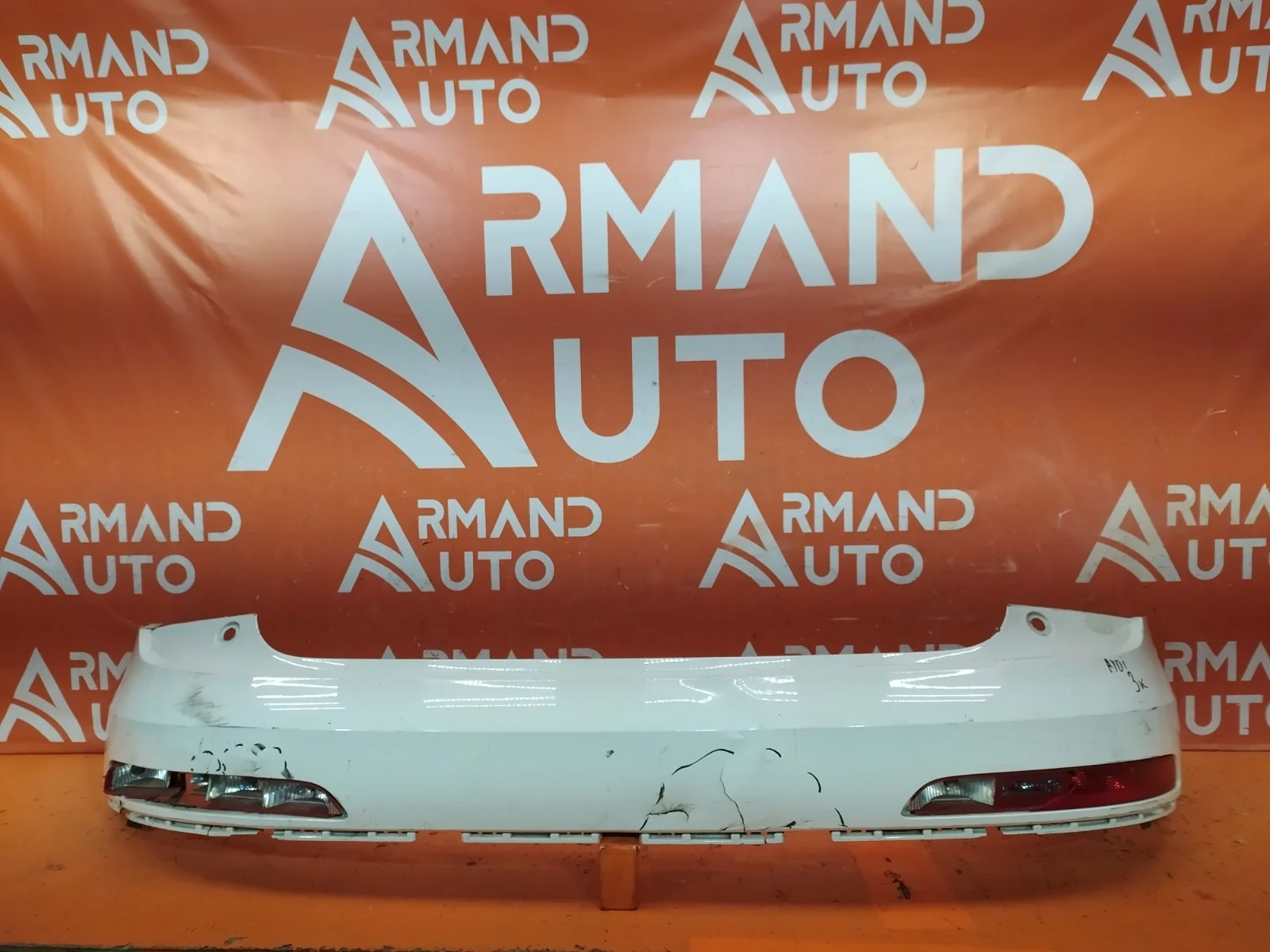 Бампер Audi Q3 2011-2014 8U