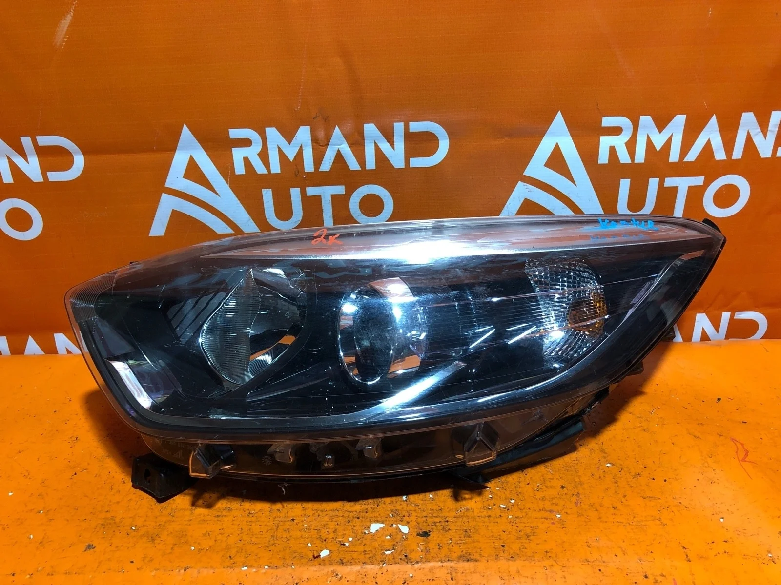 Фара Renault Kaptur 2016-нв