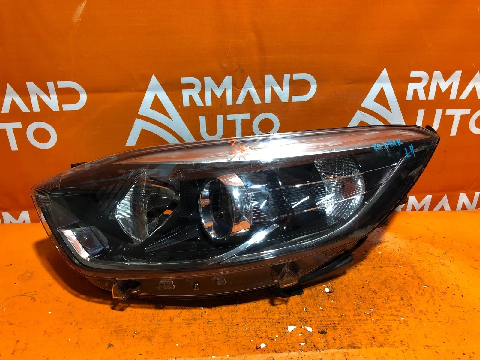 Фара Renault Kaptur 2016-нв