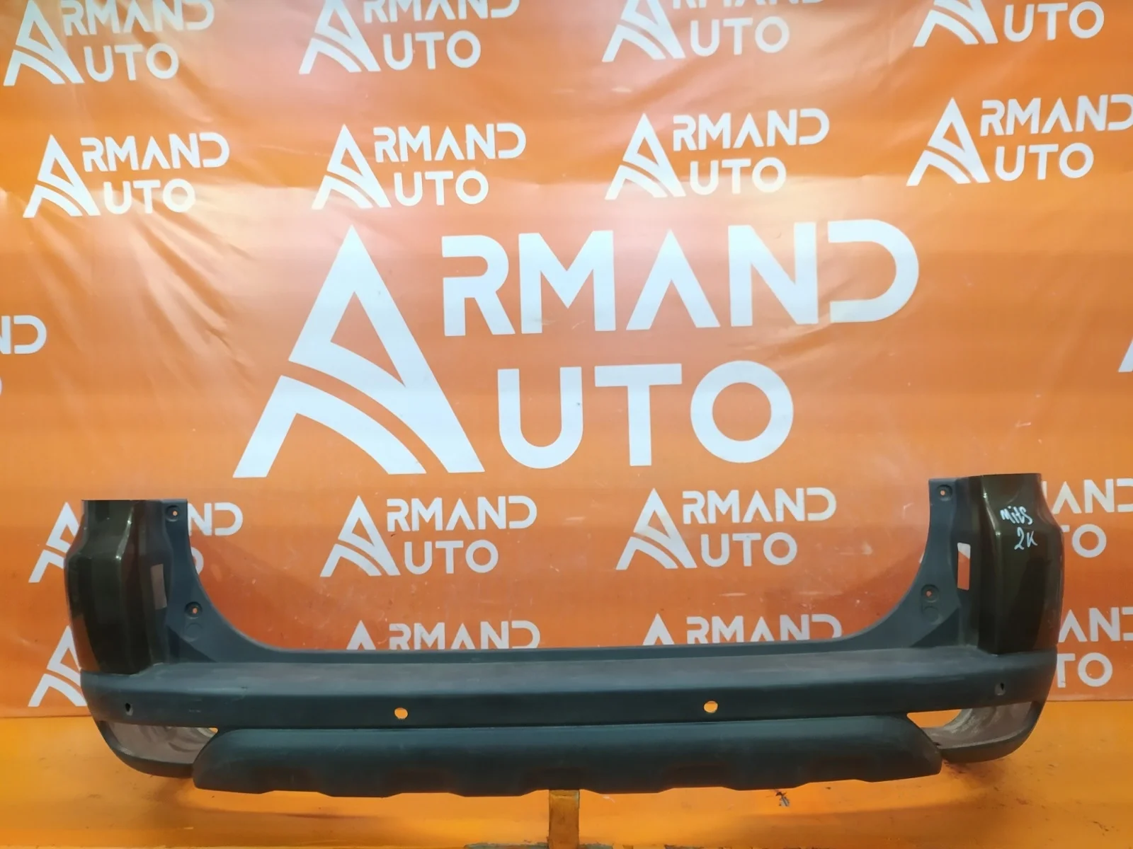 Бампер Mitsubishi Pajero sport 2008-2016