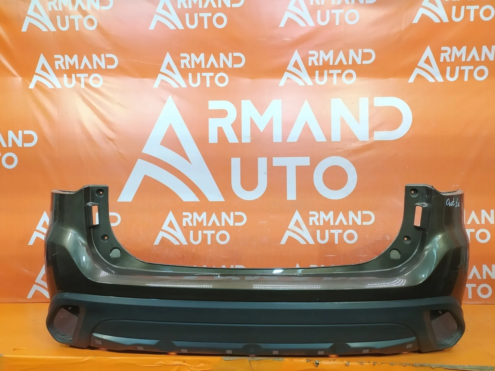 Бампер Mitsubishi Outlander 2015-2018 3