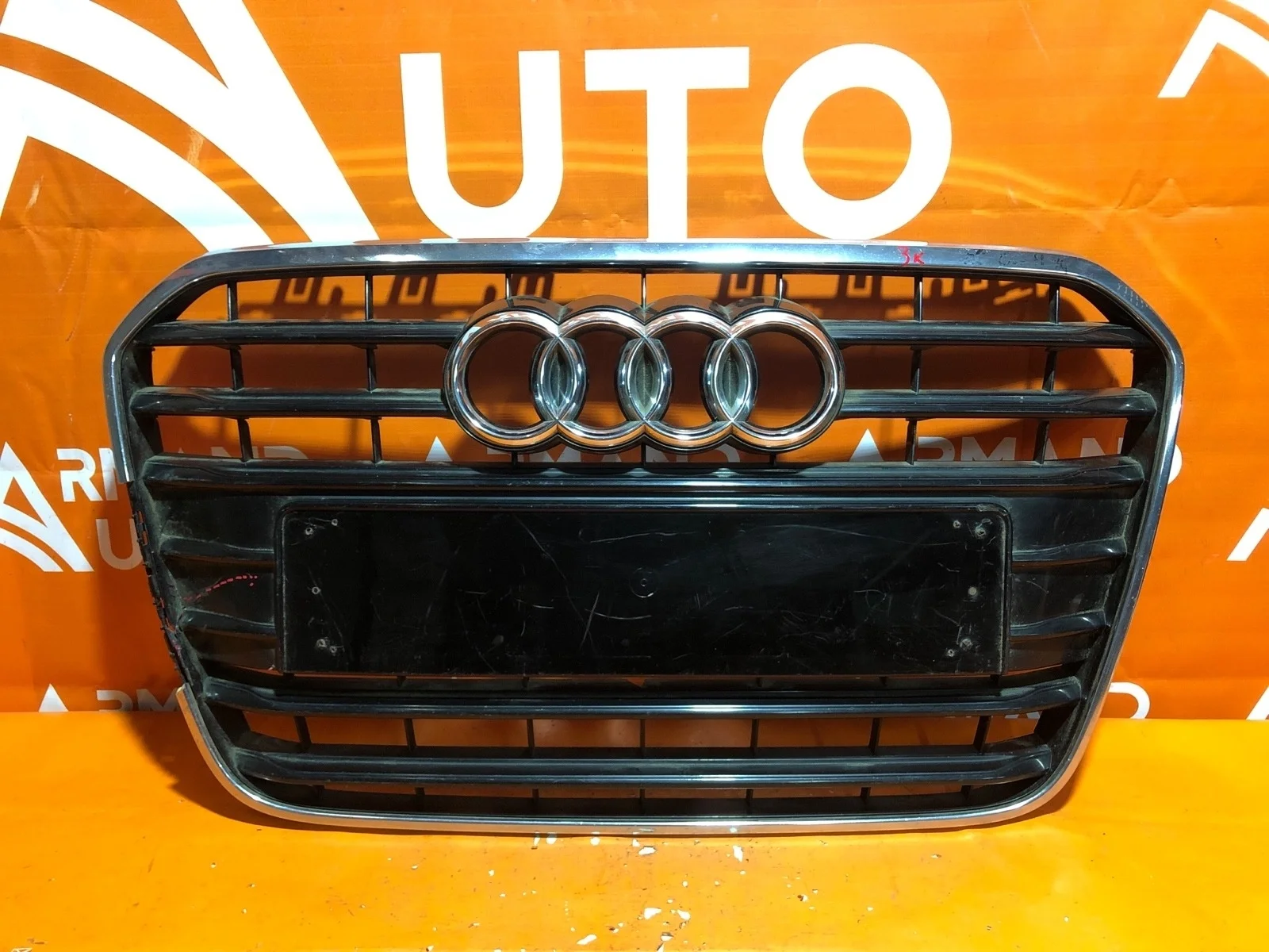 Решетка радиатора Audi A6 2011-2014 C7