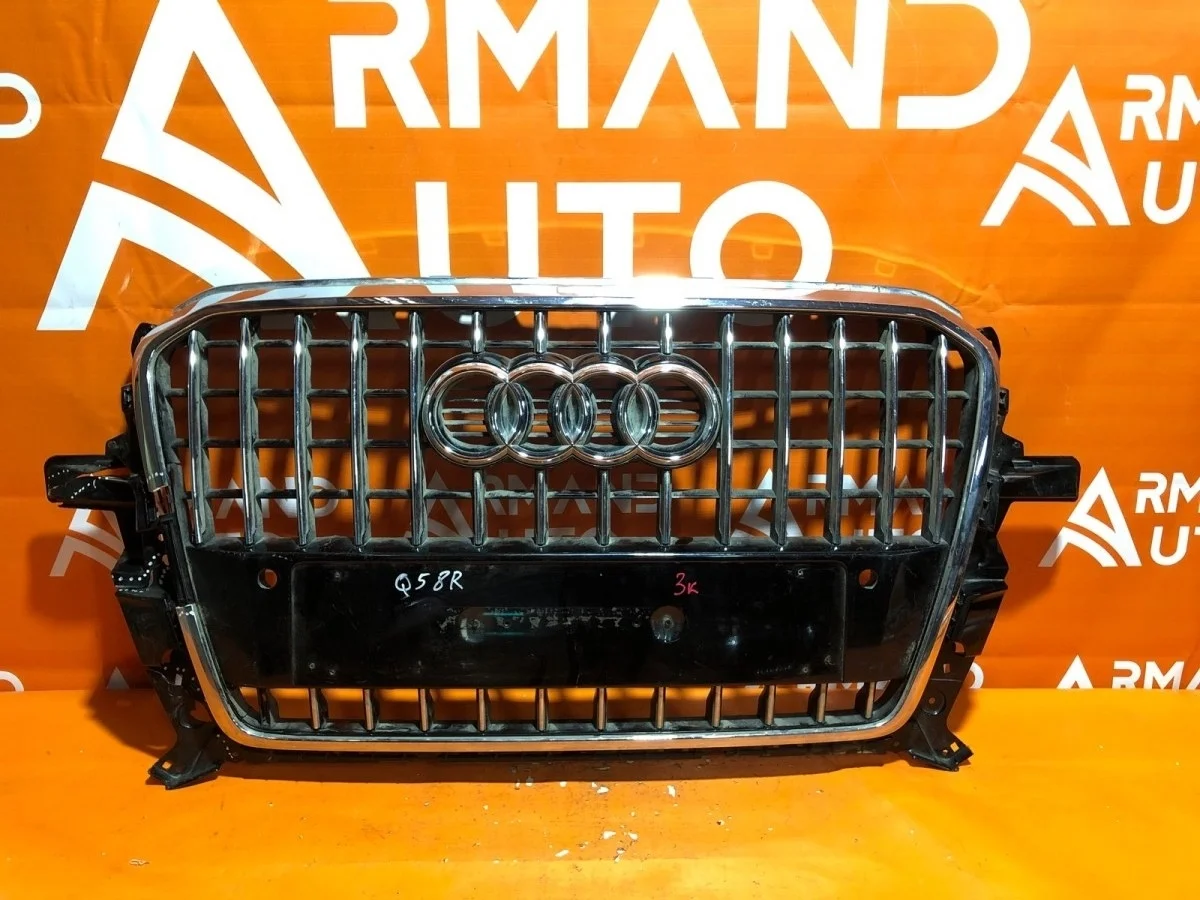 Решетка радиатора Audi Q5 2012-2017 8R