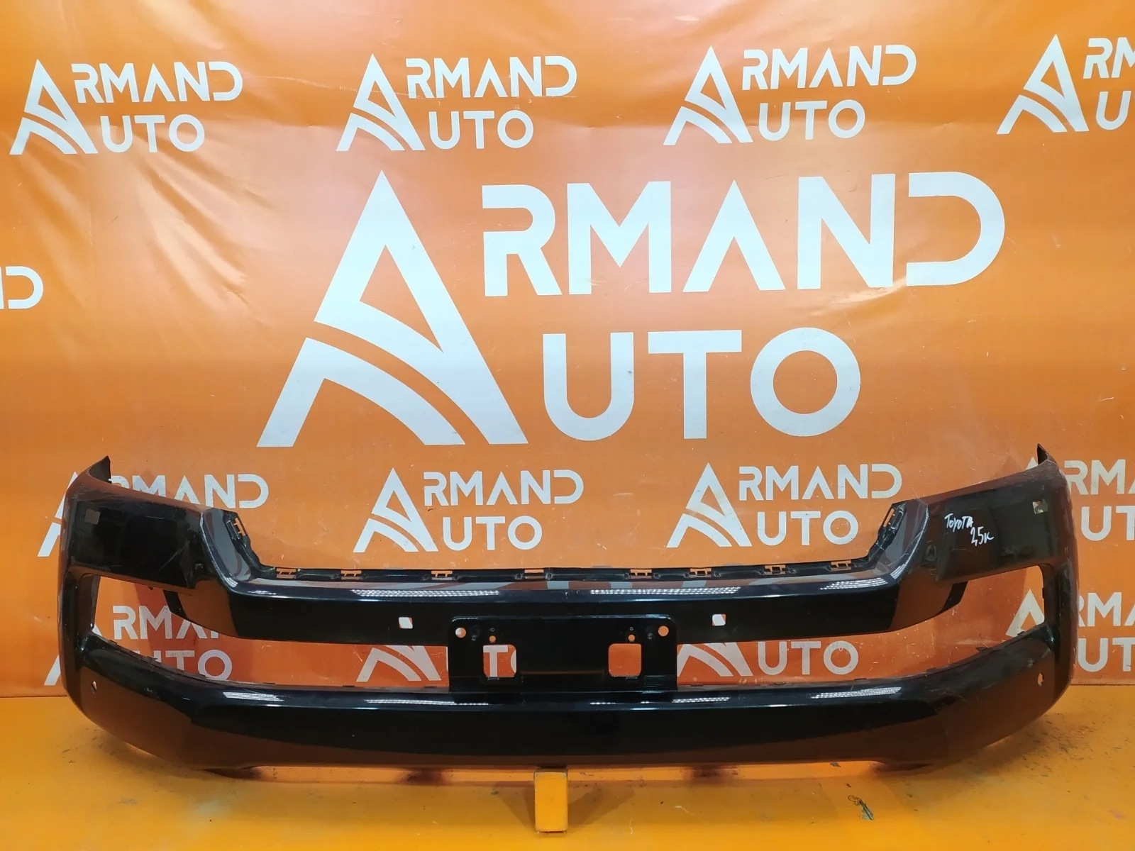 Бампер Toyota Land Cruiser 2015-2021 200