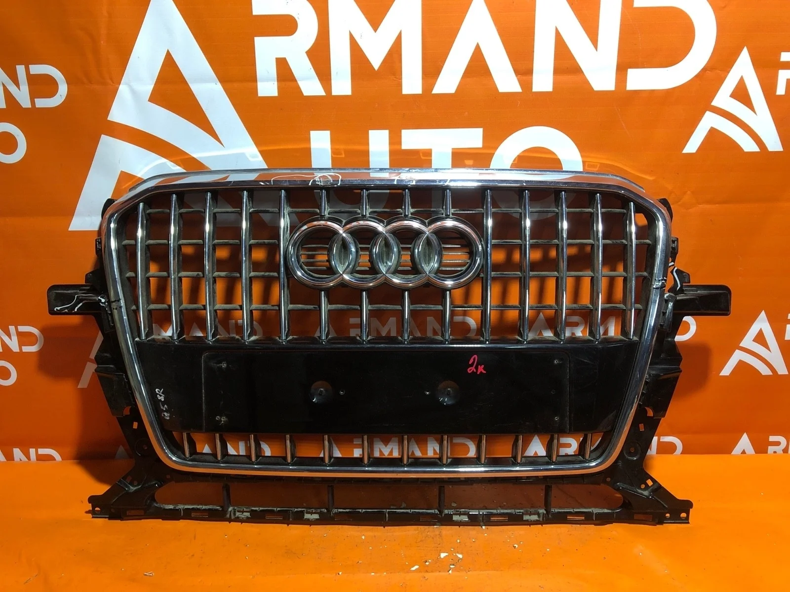 Решетка радиатора Audi Q5 2012-2017 8R