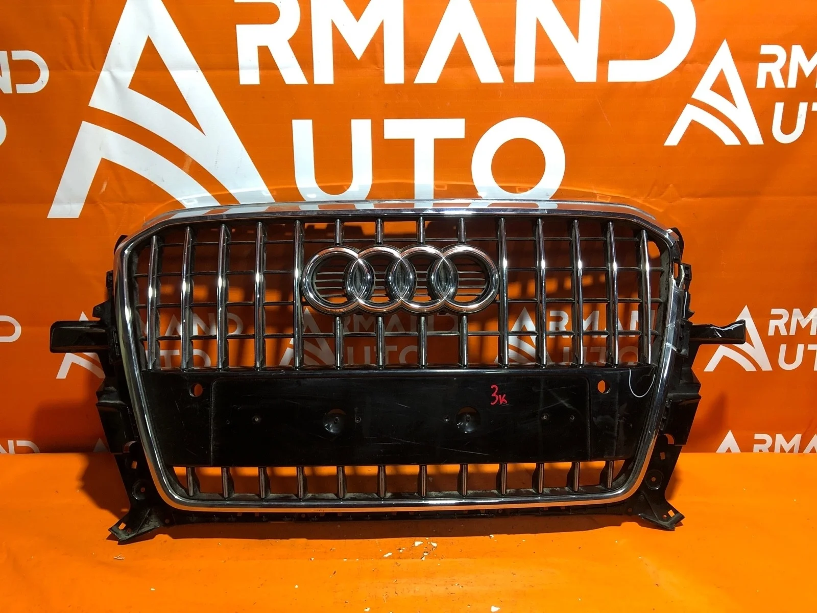 Решетка радиатора Audi Q5 2012-2017 8R