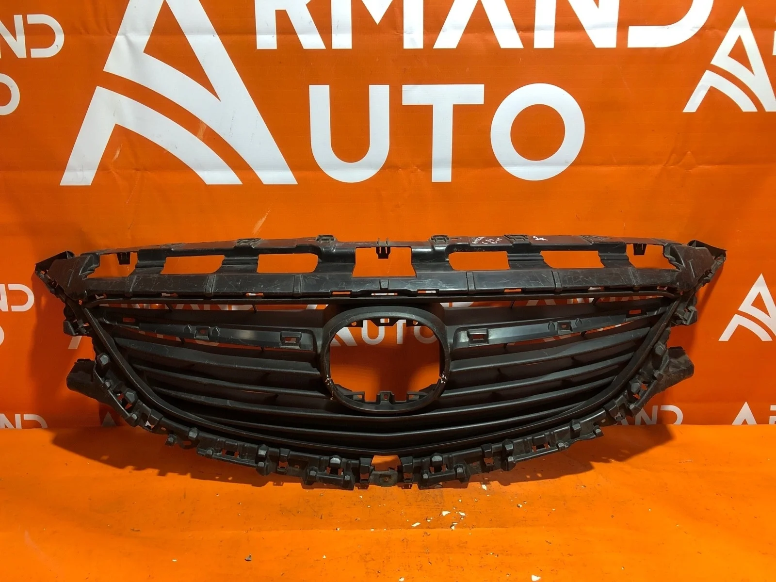 Решетка радиатора Mazda 6 2012-2018 3 GJ