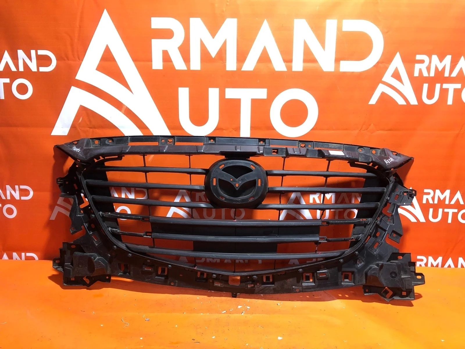 Решетка радиатора Mazda 3 2016-2018 BM