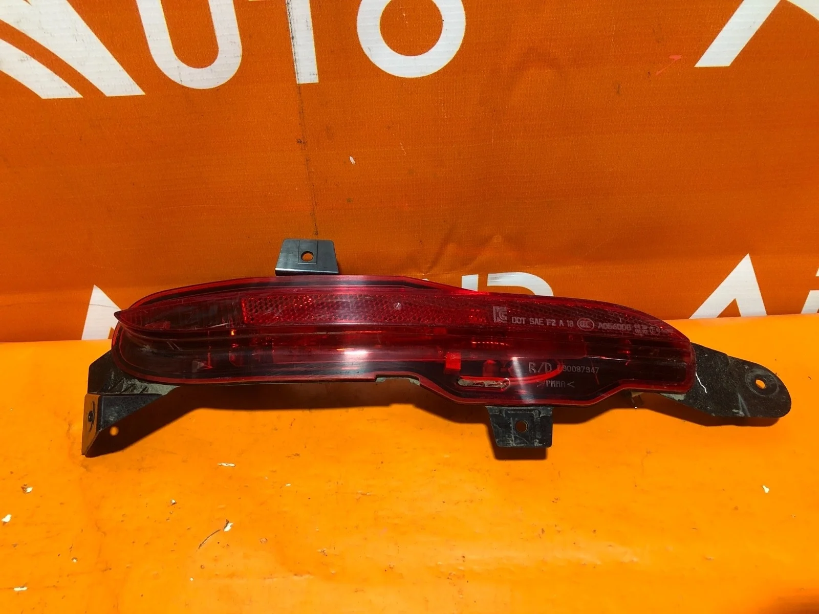 Фонарь противотуманный Land Rover Range Velar 2017-нв L560