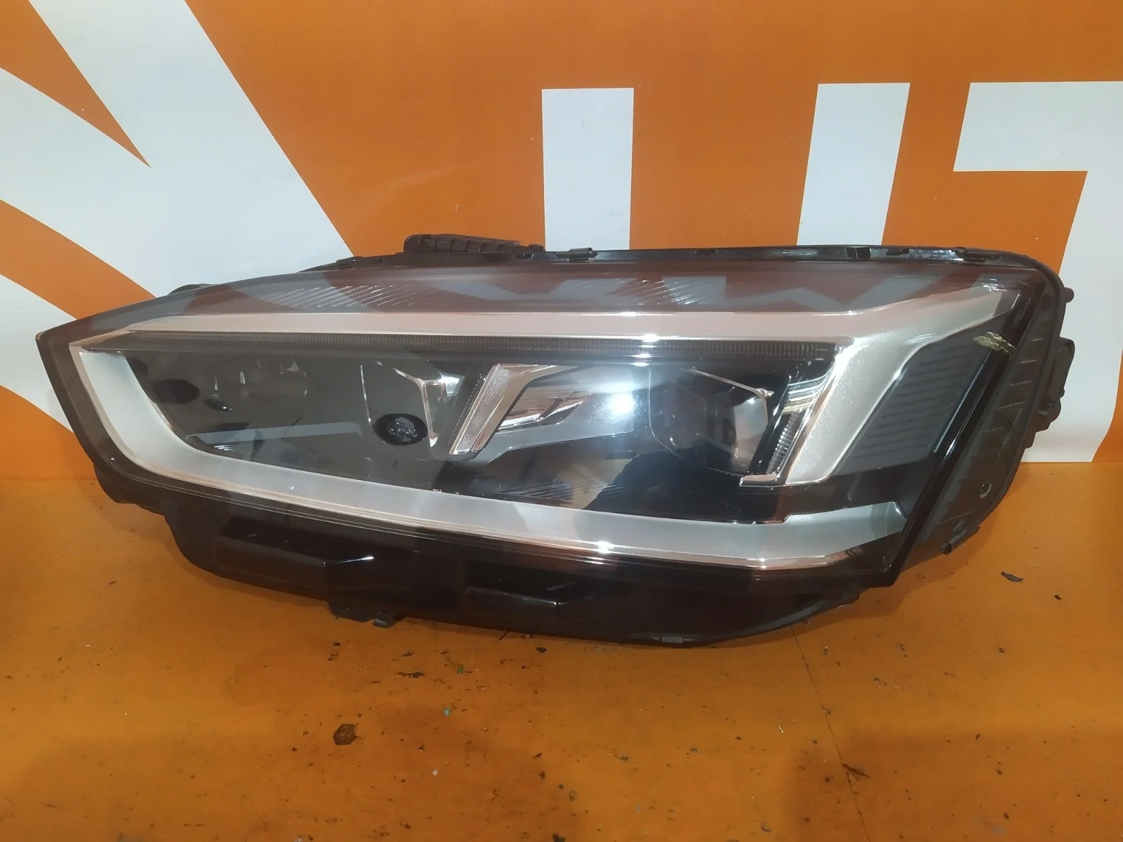 Фара Audi A5 2016-нв F5