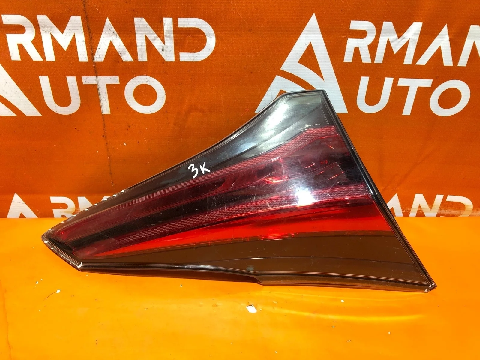 Фонарь внутренний Toyota RAV4 2015-2019 CA40