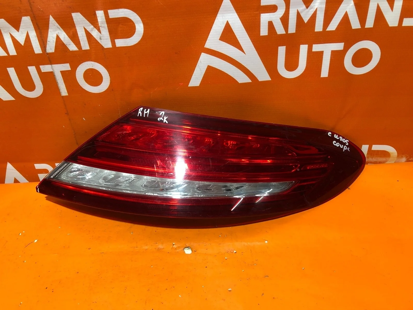 Фонарь внешний Mercedes -Class 2014-2018 W205