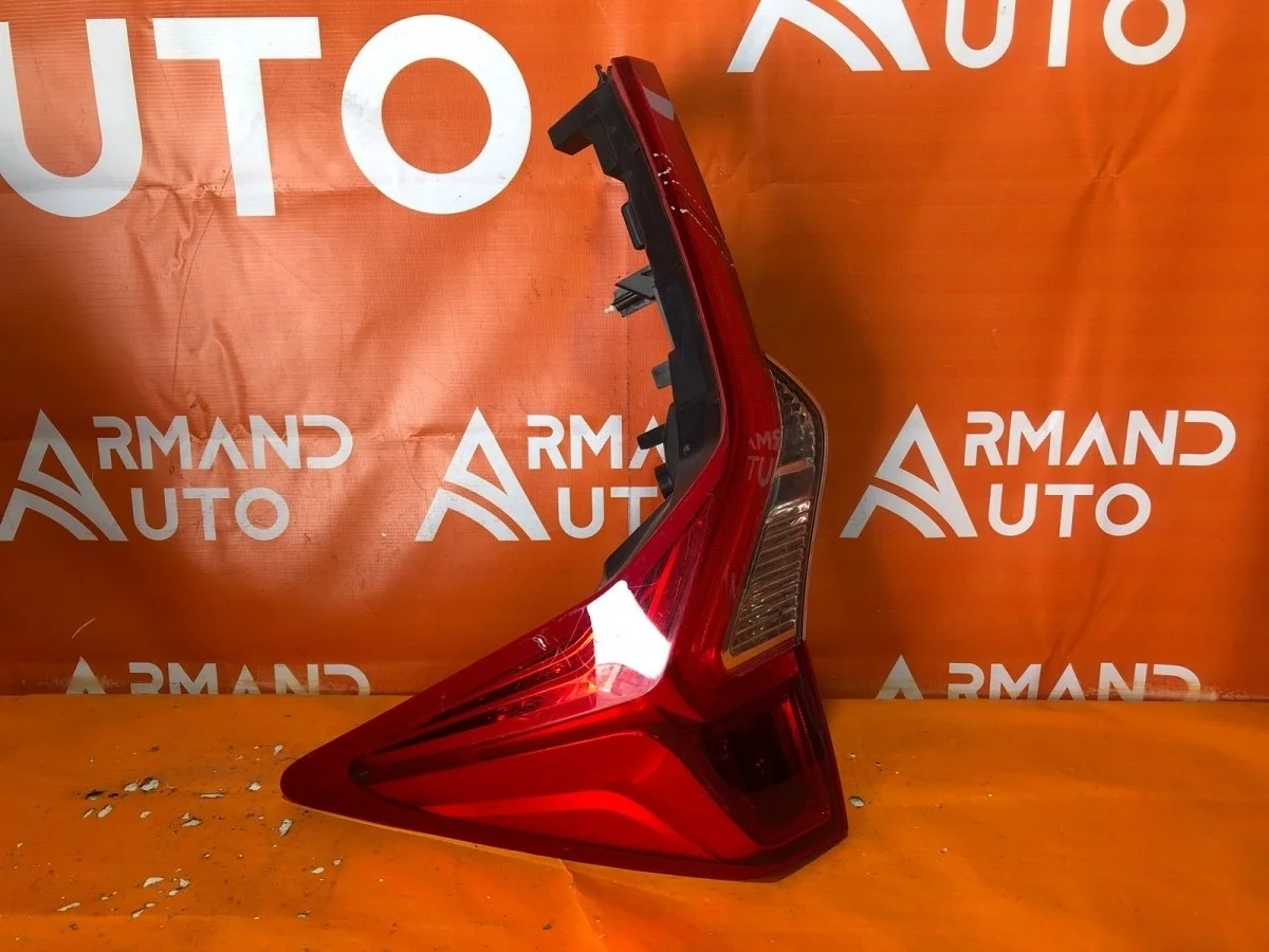 Фонарь Mitsubishi Pajero Sport 2015-2021 3