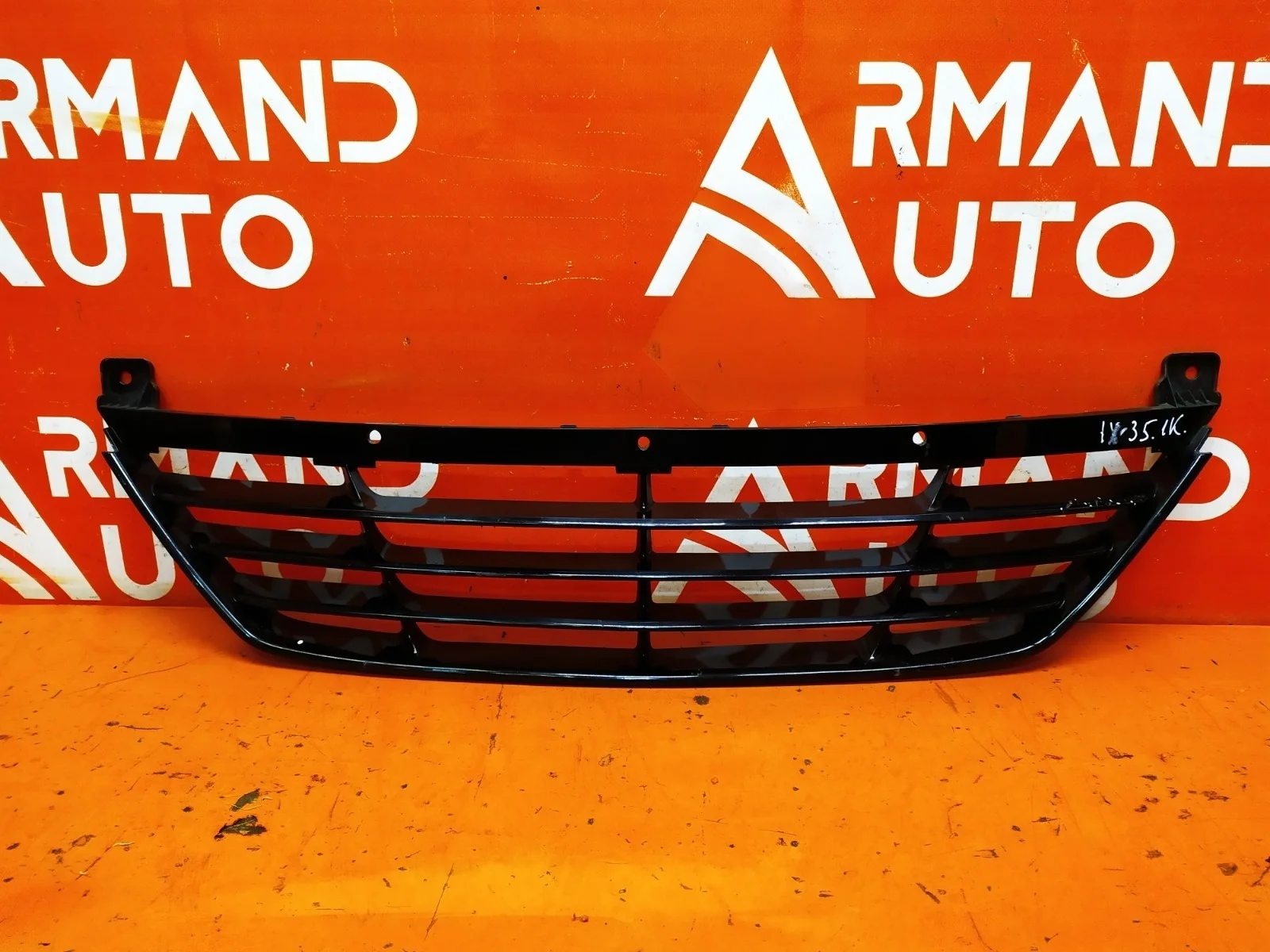 Решетка бампера Hyundai IX35 2010-2015