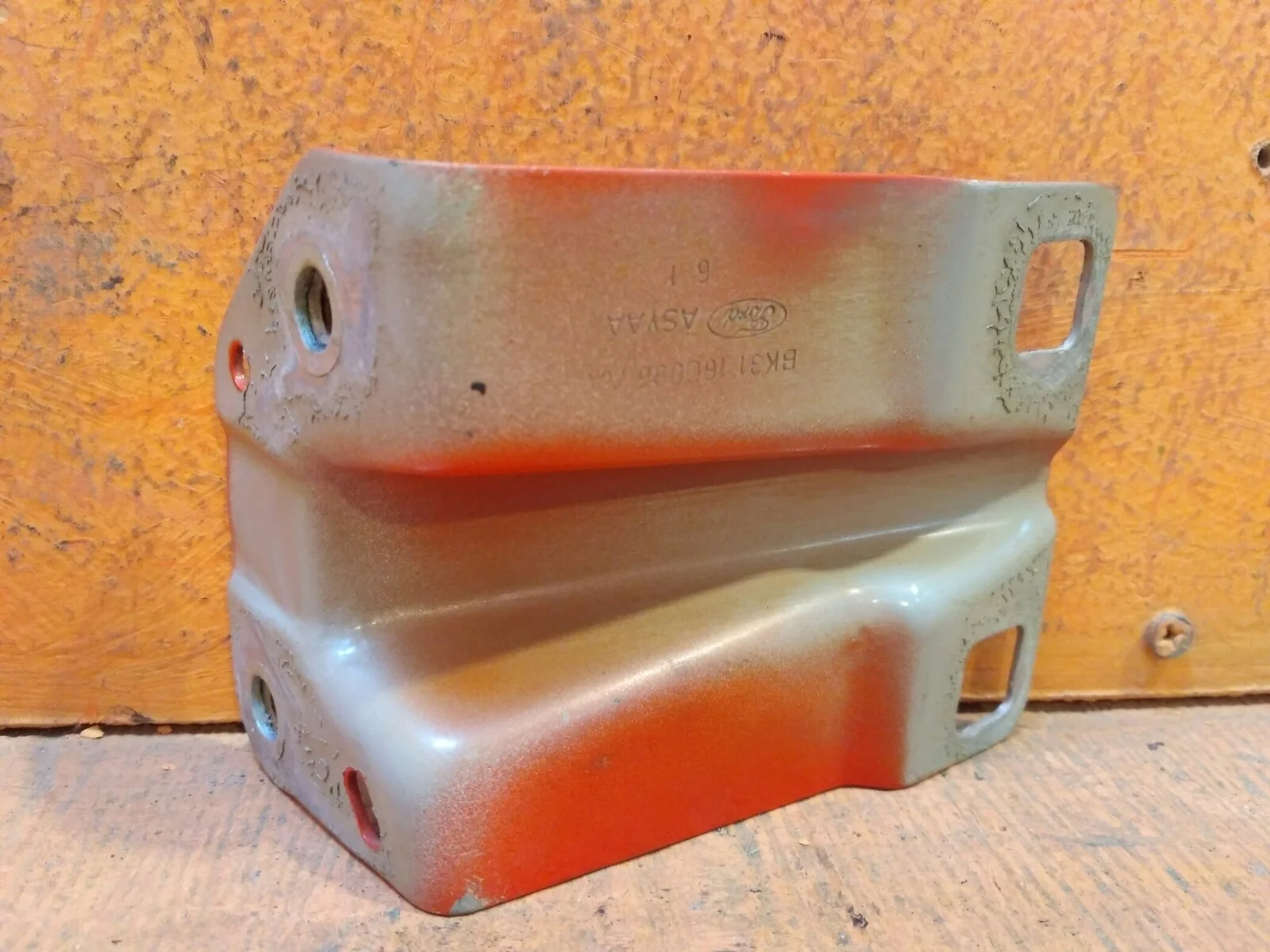 Кронштейн замка капота Ford Transit 2014-нв 7 TTG