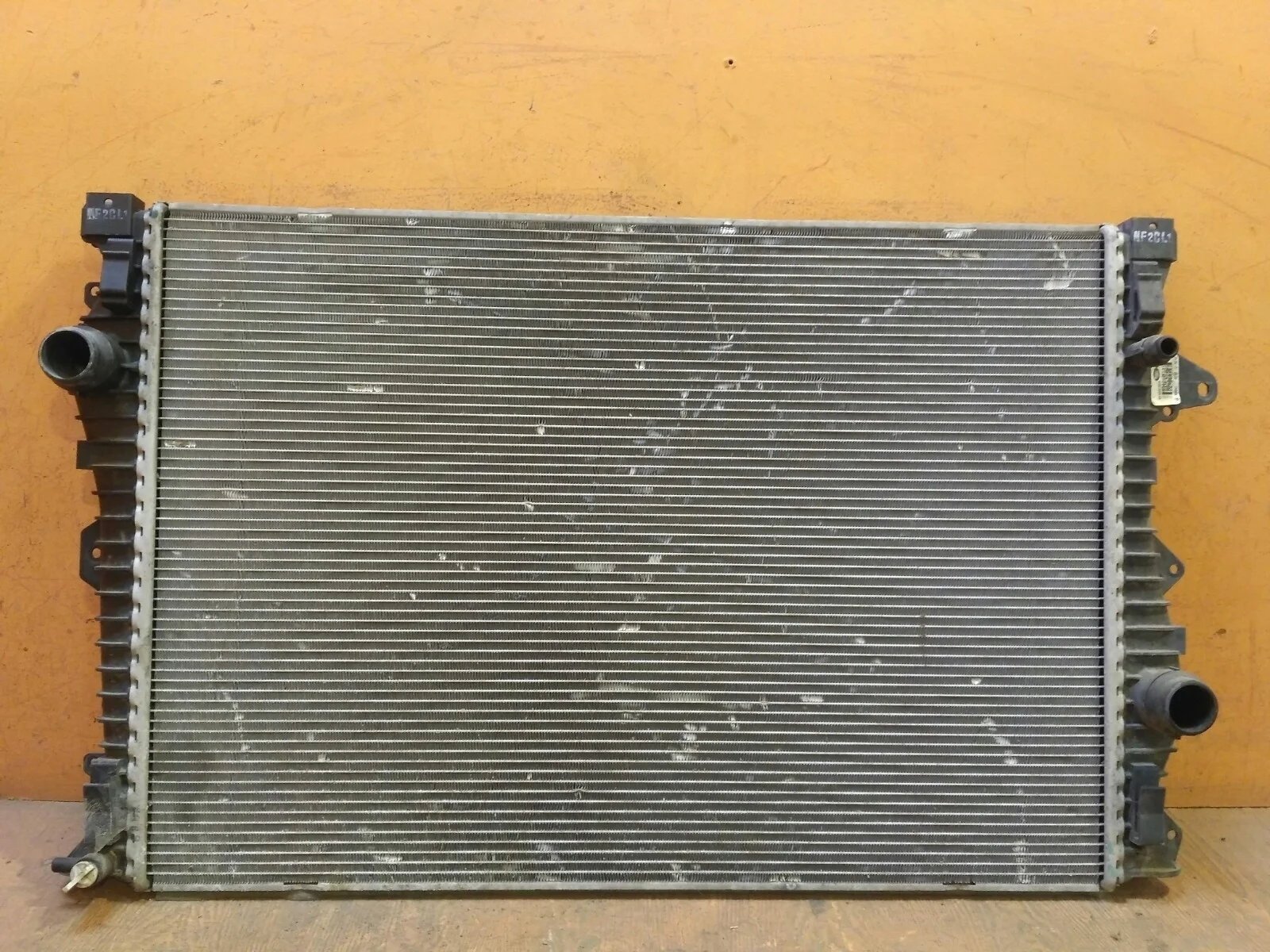 Радиатор двигателя (двс) Land Rover Discovery Sport 2014-нв L550