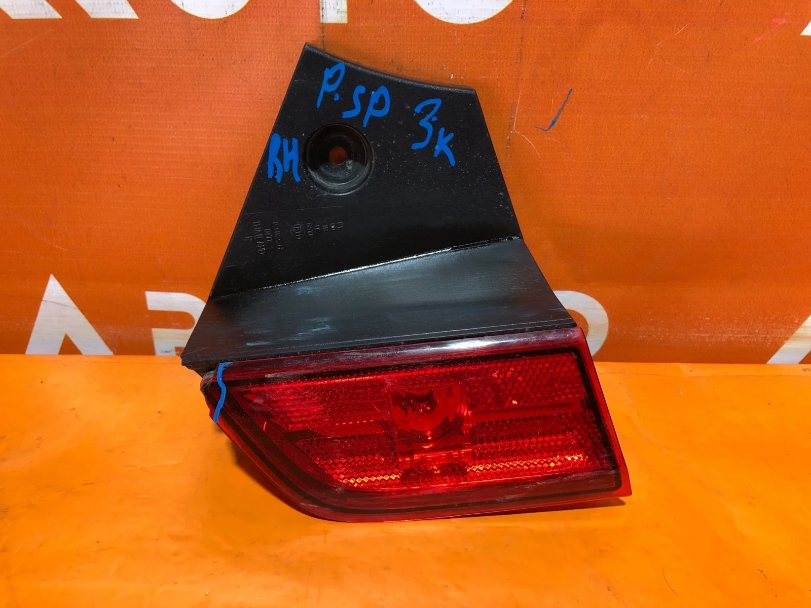 Фонарь противотуманный Mitsubishi pajero sport 2015-2021 3