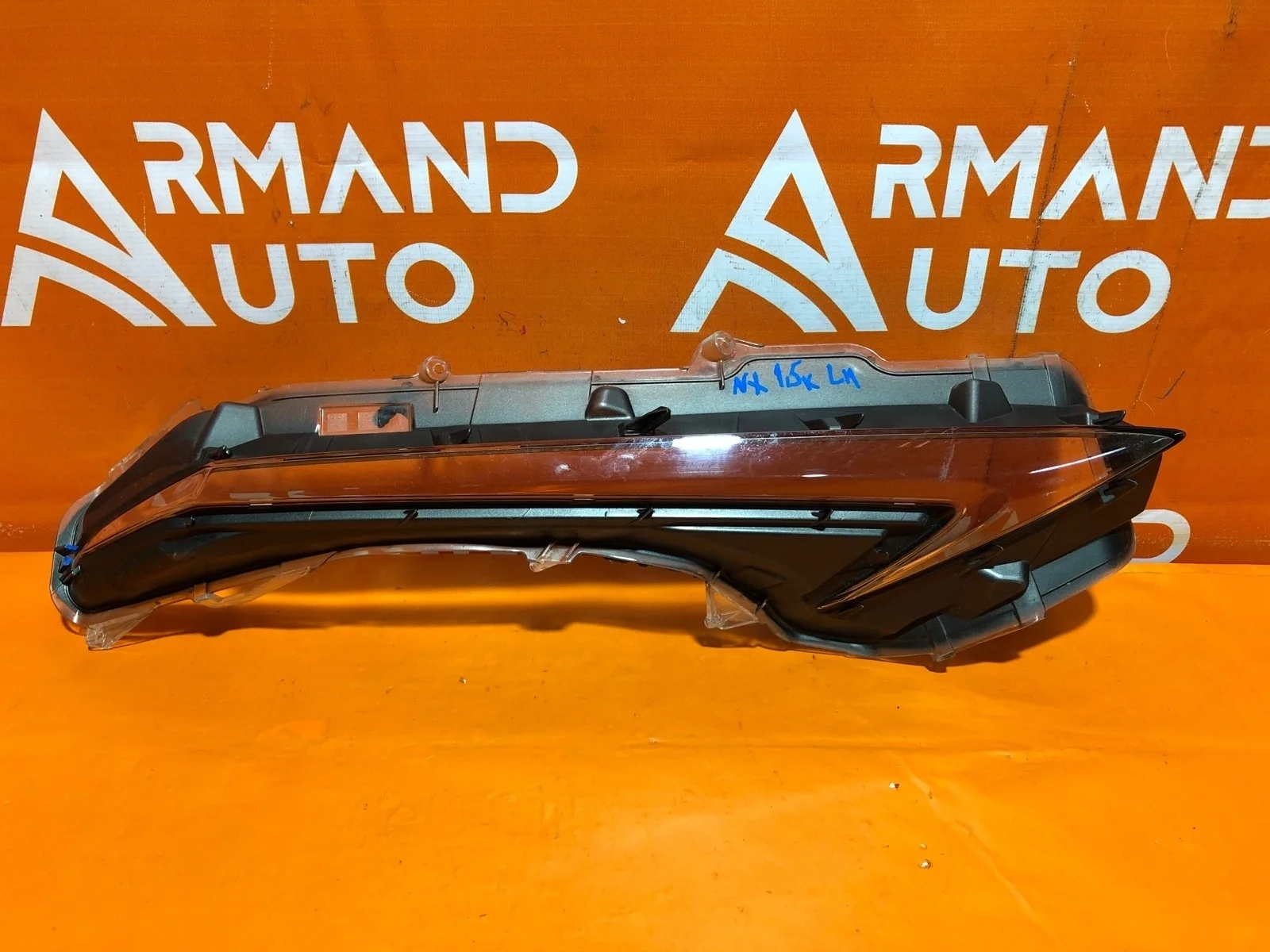 Стекло дхо Lexus NX 2014-2021