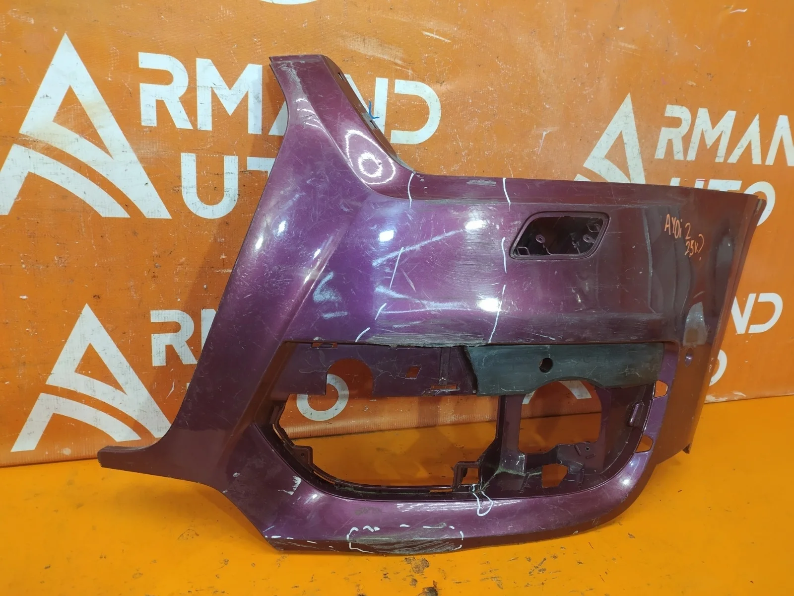 Бампер Audi Q3 2011-2014 8U