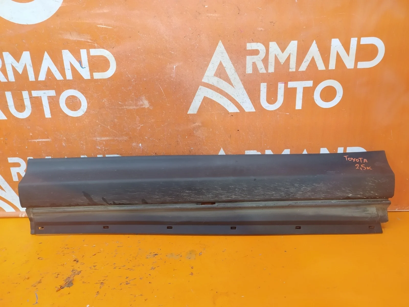 Молдинг двери Toyota Rav4 2012-2015 CA40