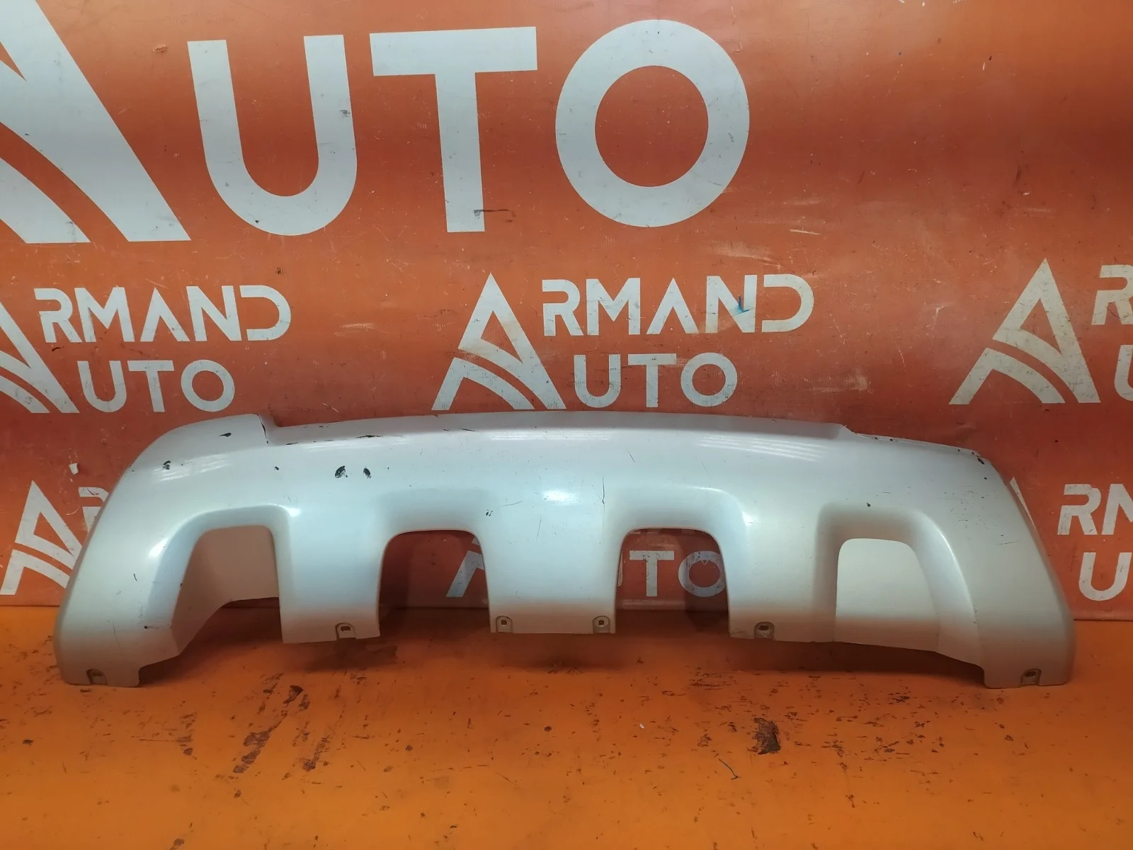 Накладка бампера Renault Duster 2015-2021