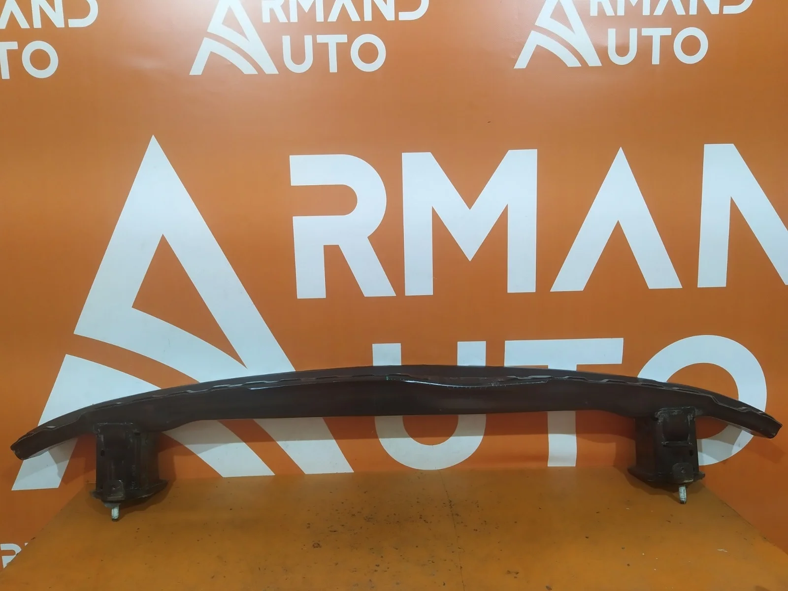 Усилитель бампера Mercedes GLC-Class 2015-2019 X253