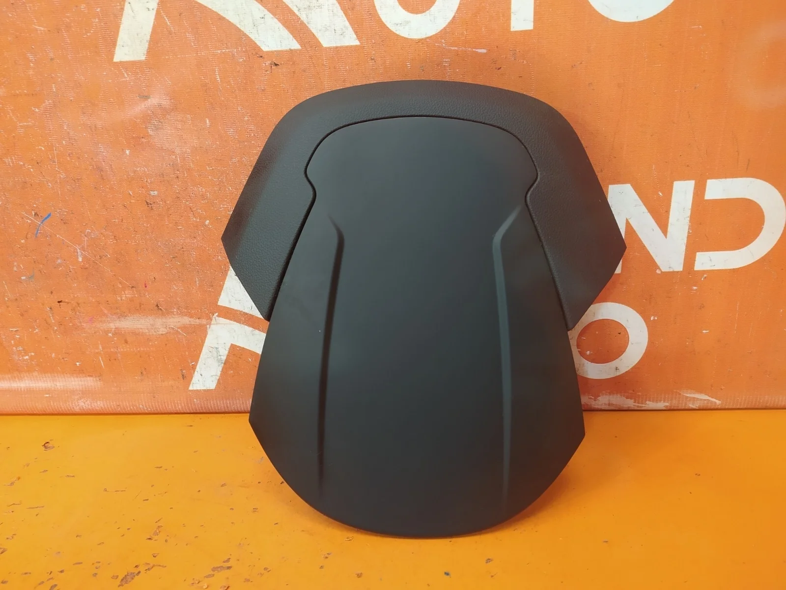 Накладка торпеды Ford Kuga 2012-2019 CBS