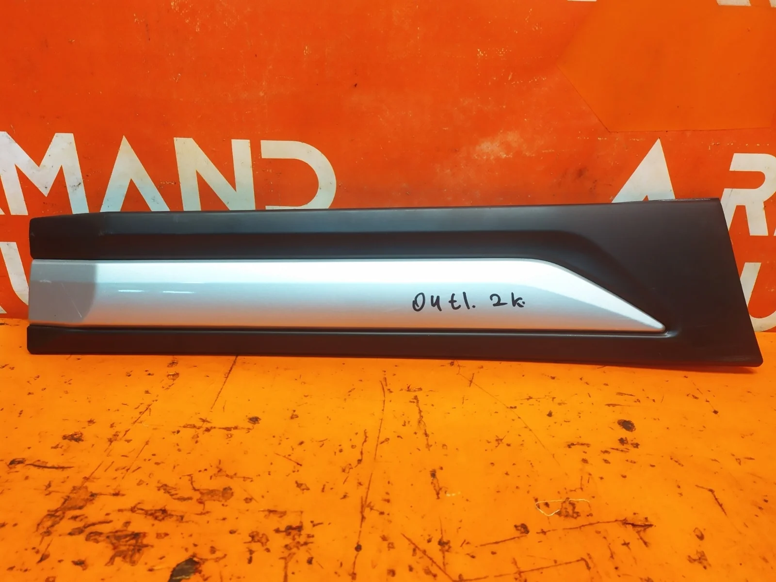 Молдинг двери Mitsubishi Outlander 2015-нв 3