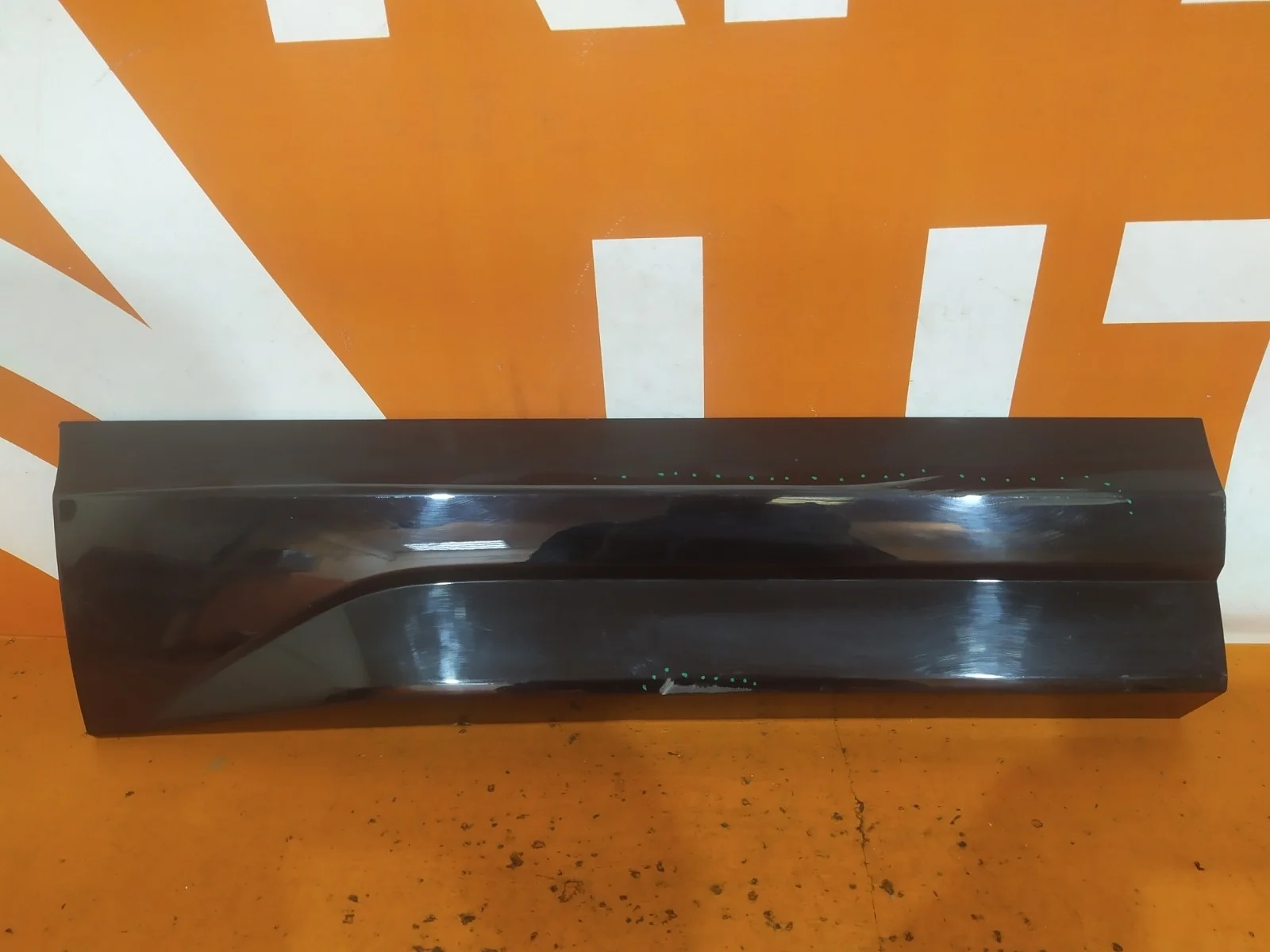 Молдинг двери Audi Q3 2014-2018 8U