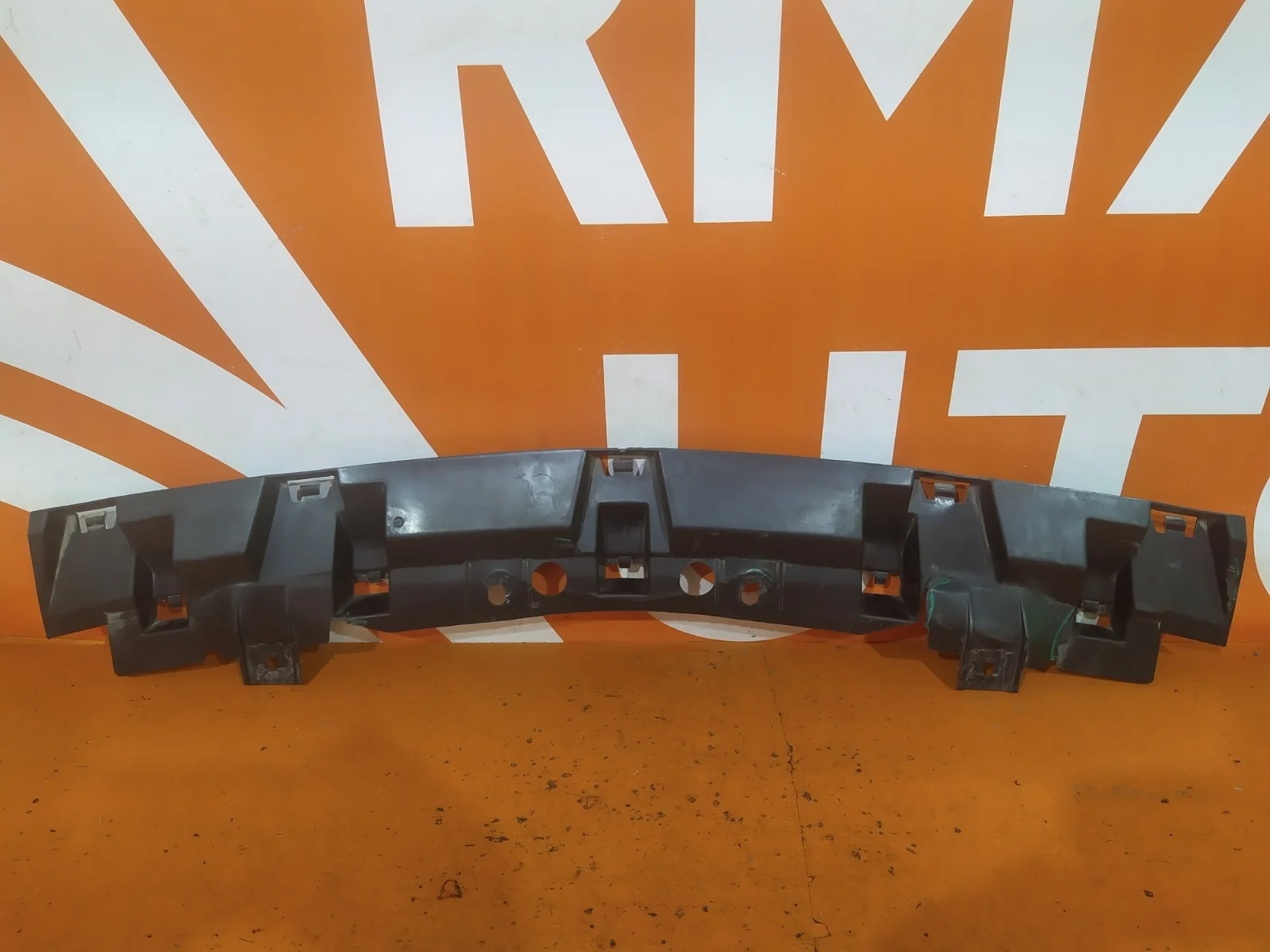 Кронштейн бампера центральный Mercedes GLE-Class Coupe 2015-2019 C292