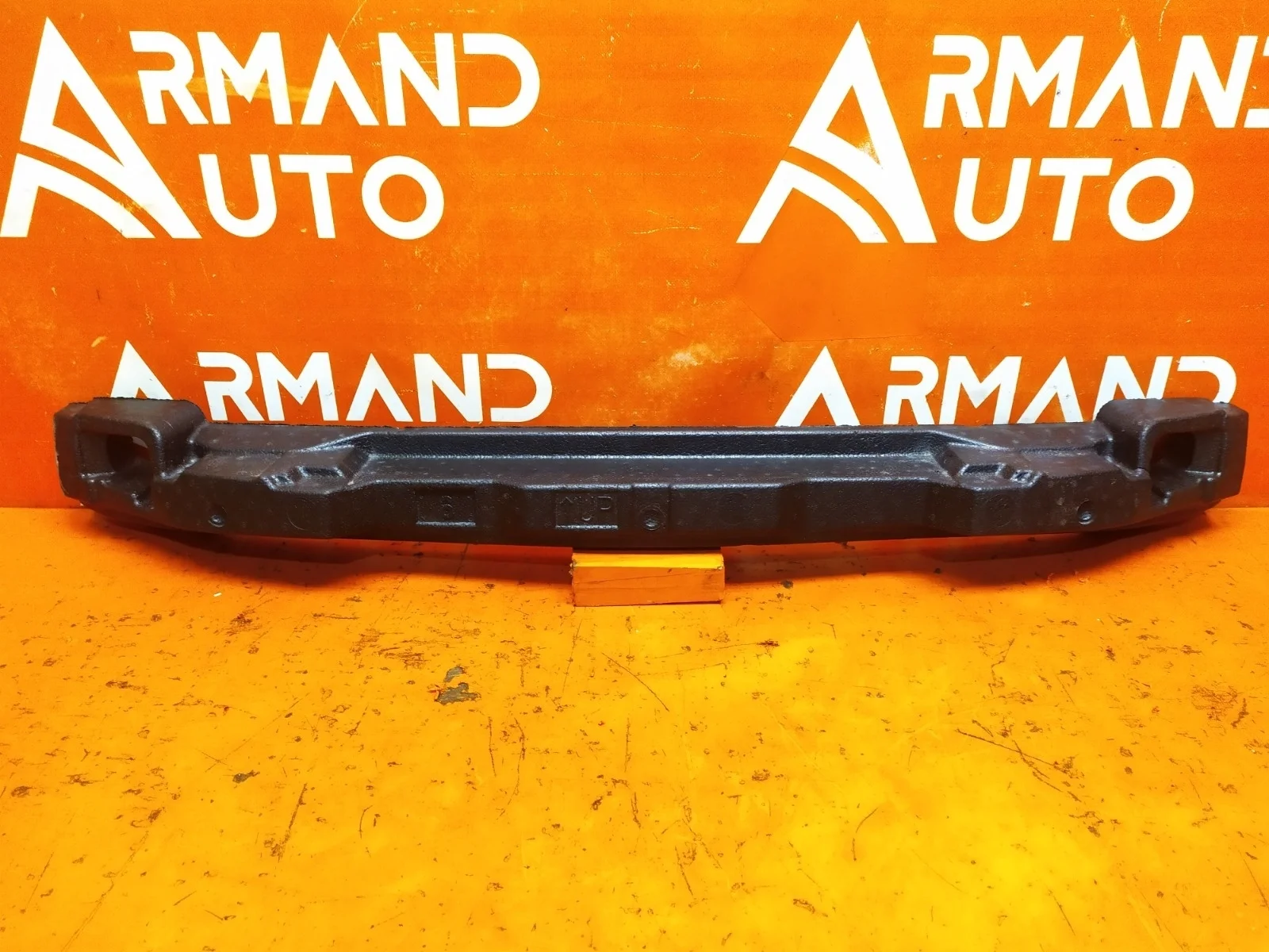 Абсорбер бампера Toyota Corolla 2015-2019 11 E160 E170 E180