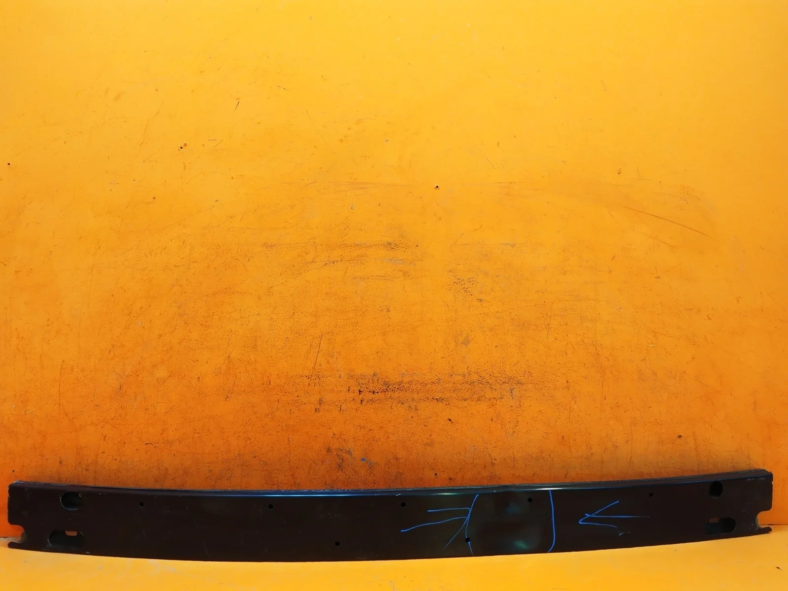 Усилитель бампера Toyota RAV4 2012-2019 CA40