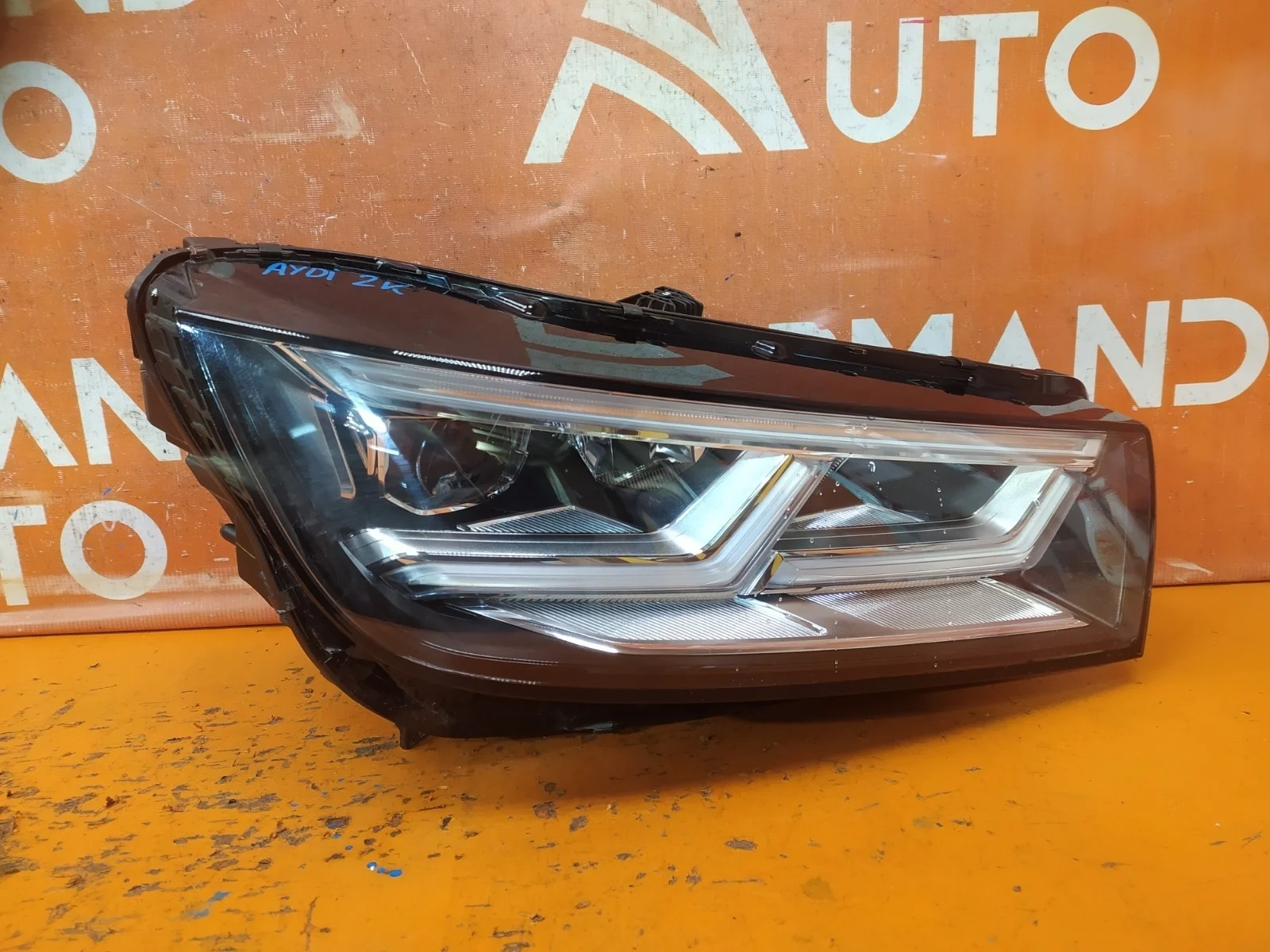 Фара Audi Q5 2017-2020 FY