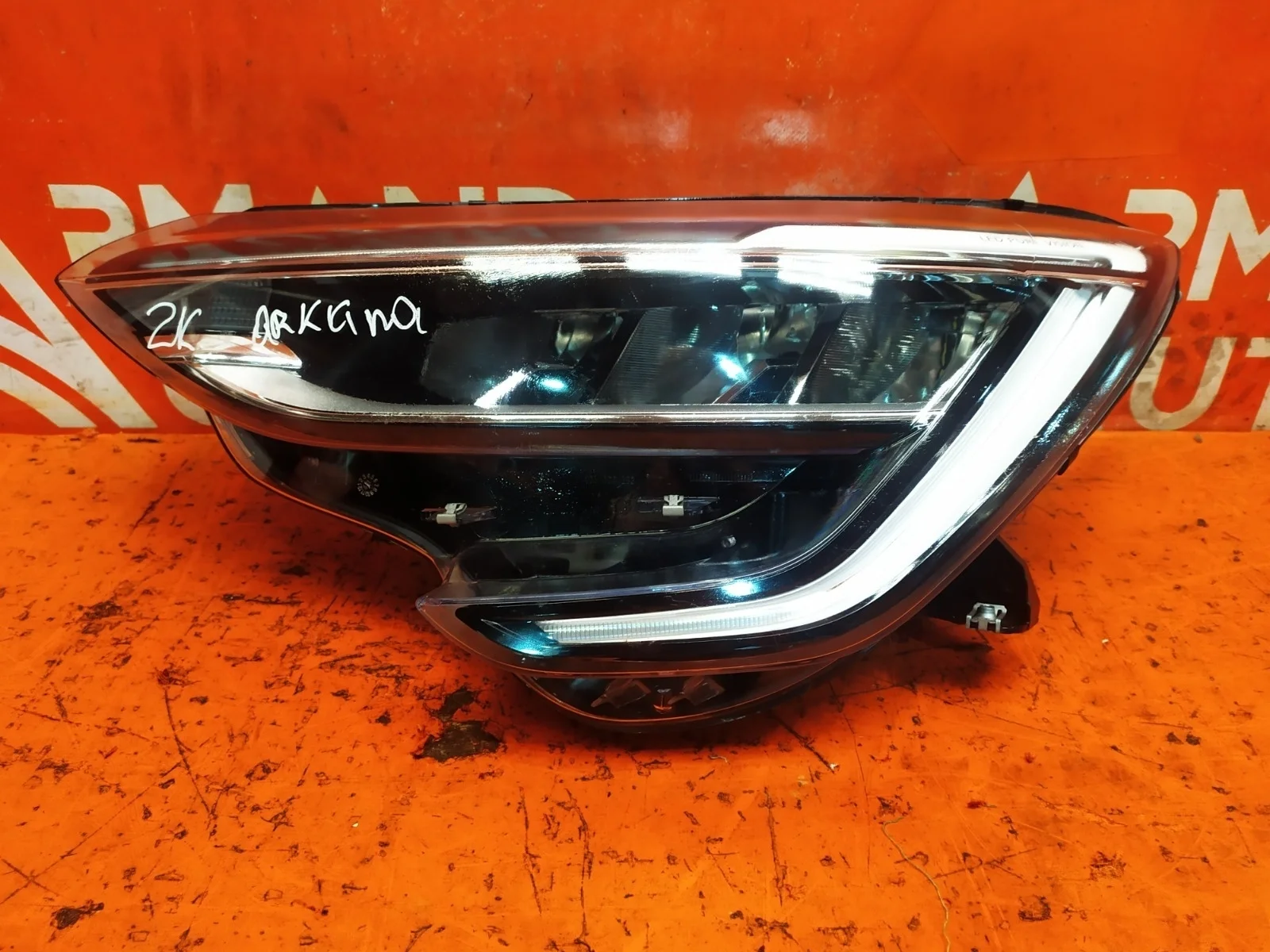 Фара Renault Arkana 2019-нв