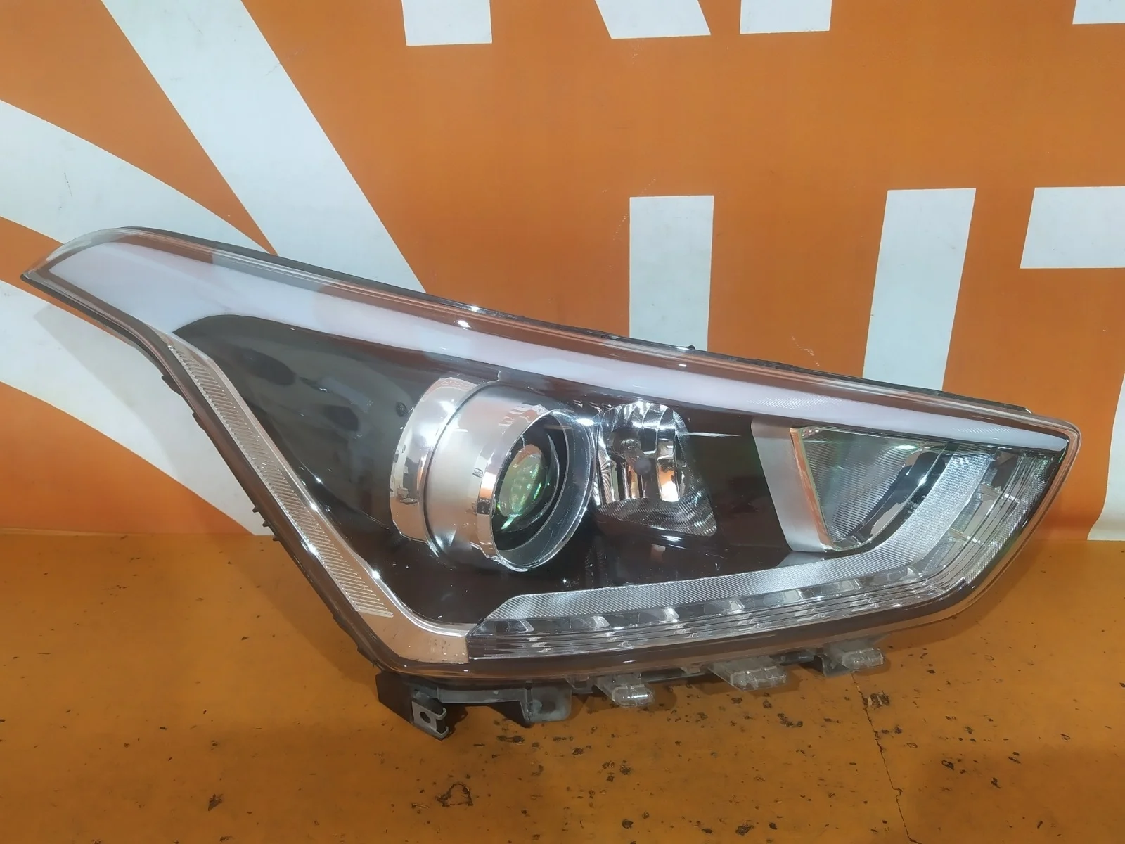 Фара Hyundai Creta 2016-2021