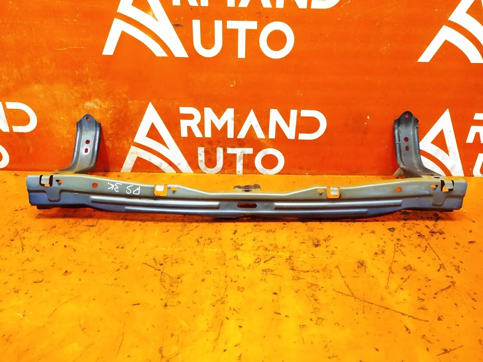 Усилитель бампера Mitsubishi Pajero Sport 2015-2021 3