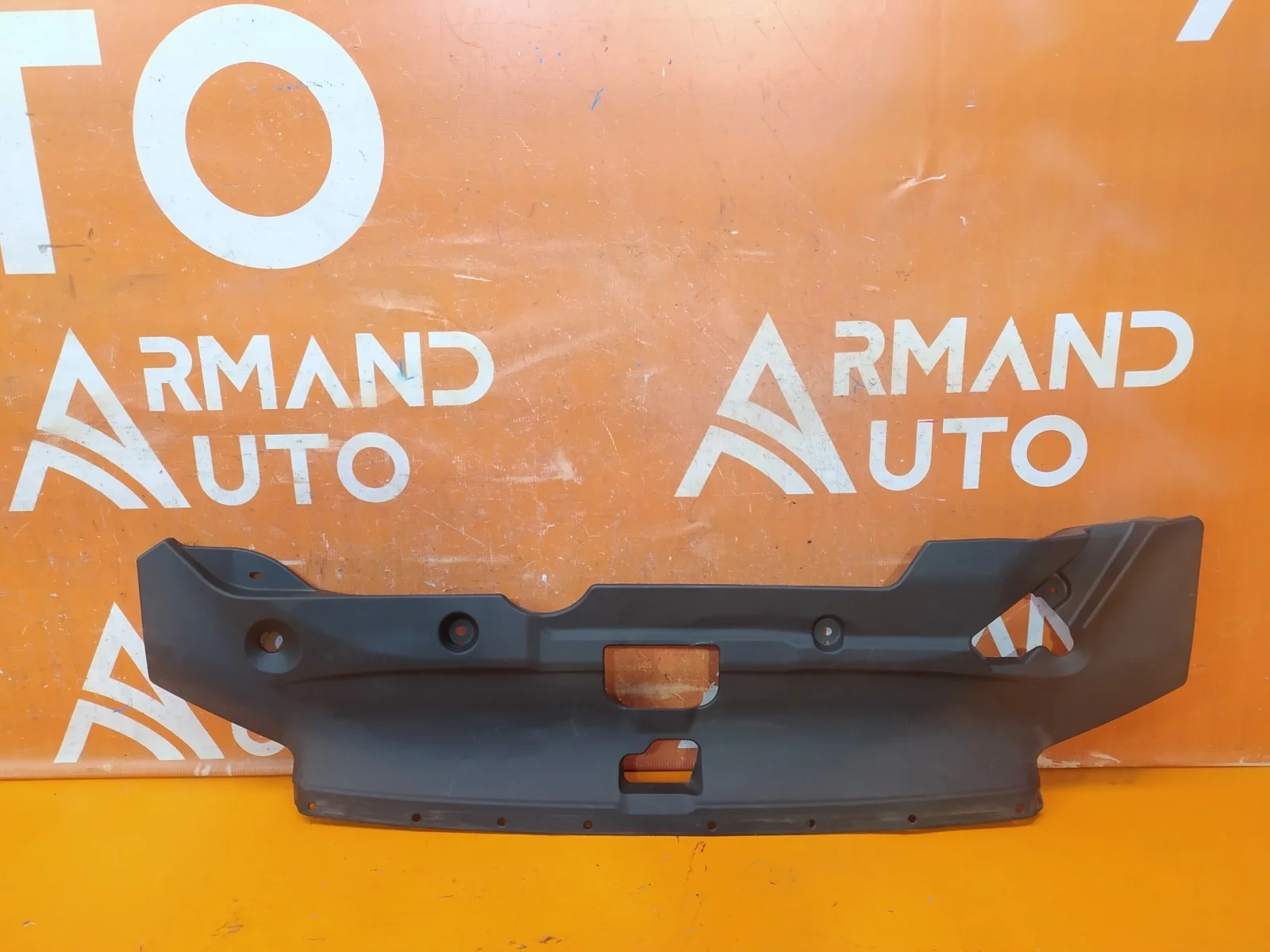 Кожух замка капота Mitsubishi ASX 2010-нв GA0